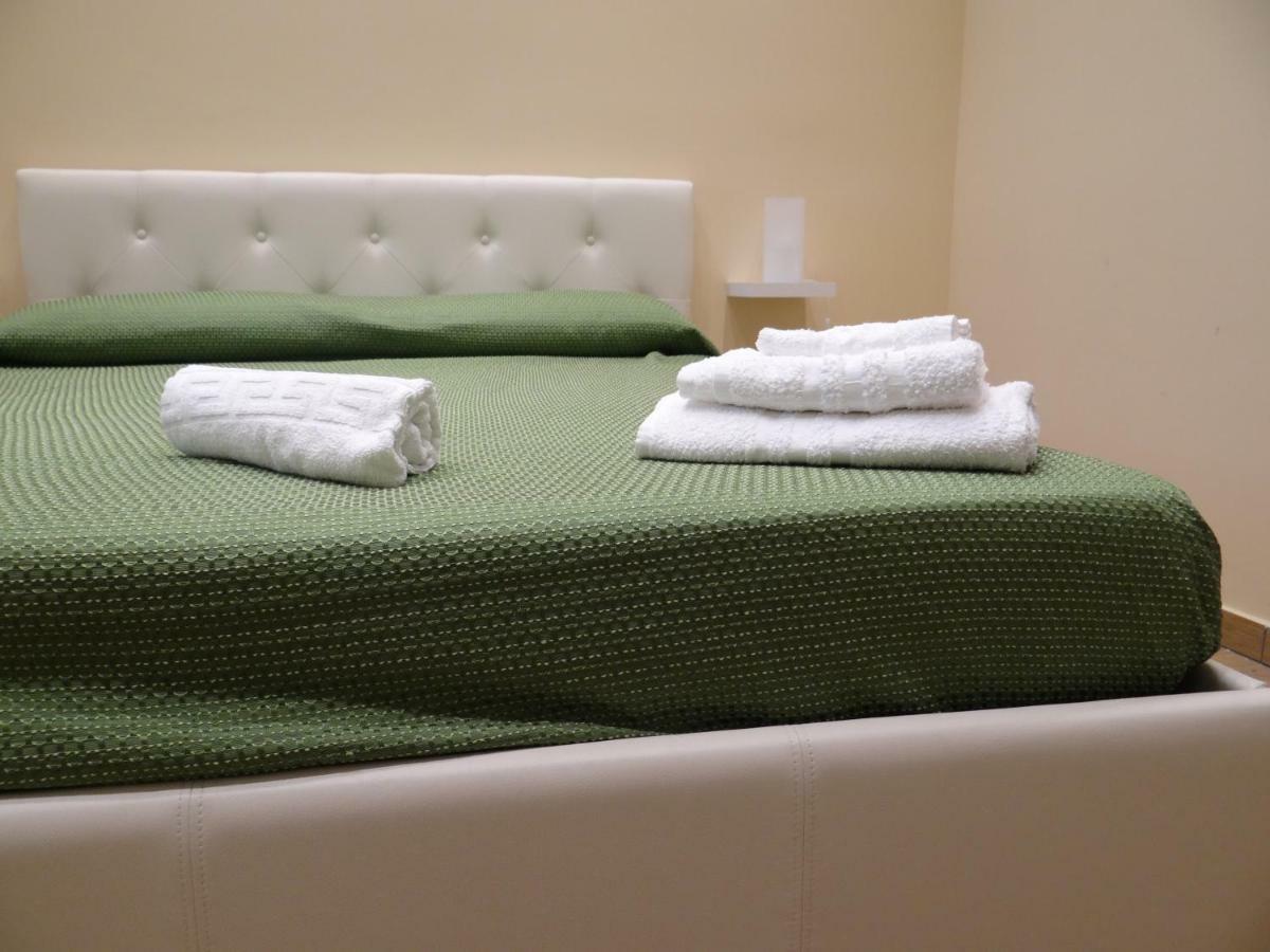 Montecarlo Palace Bed & Breakfast Palermo Ngoại thất bức ảnh