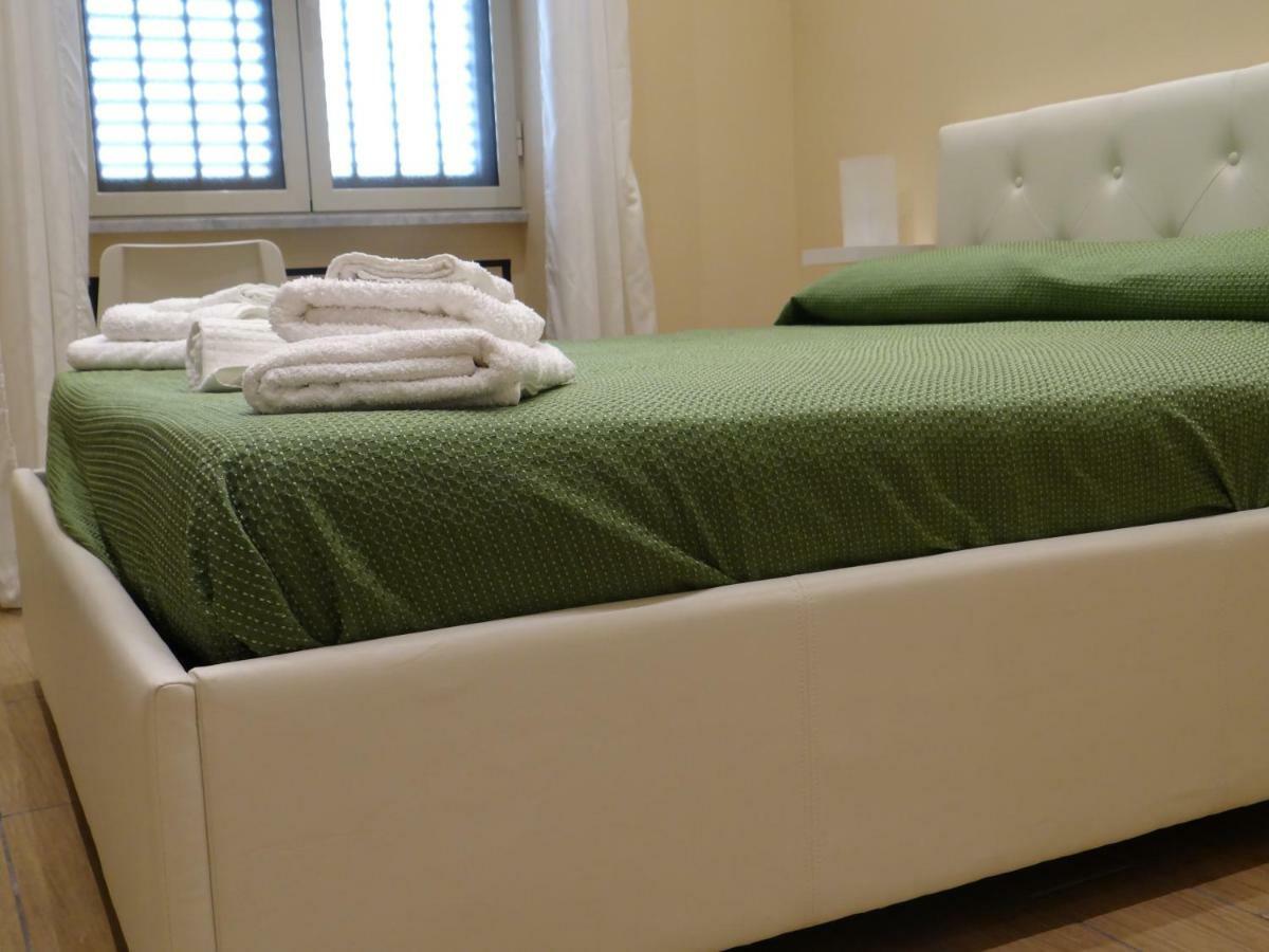 Montecarlo Palace Bed & Breakfast Palermo Ngoại thất bức ảnh